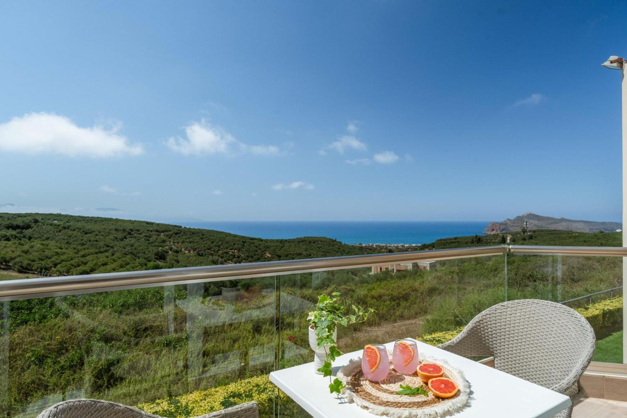 Villa Ariella With Sea View Ajía Marína Kültér fotó