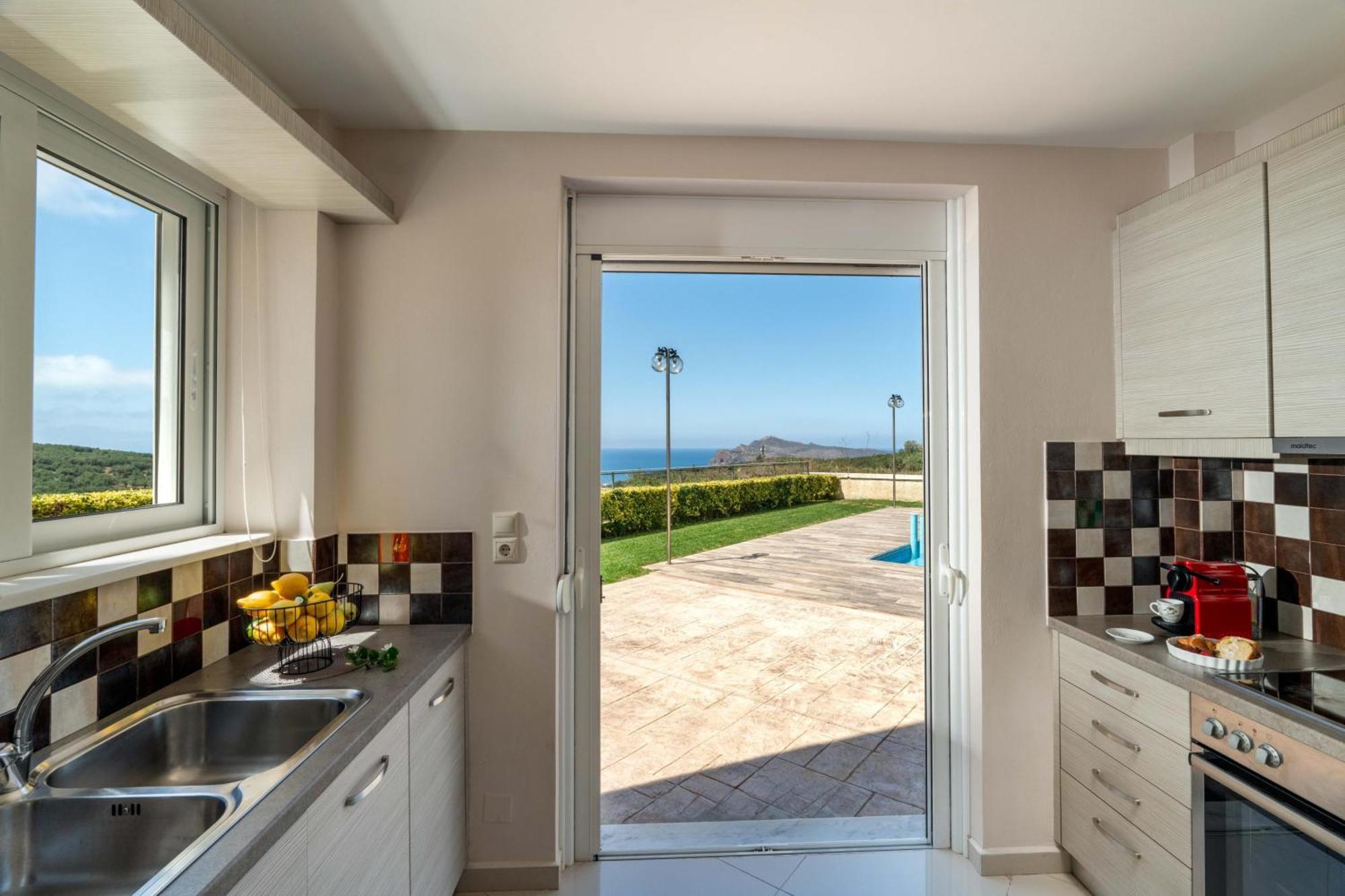 Villa Ariella With Sea View Ajía Marína Kültér fotó