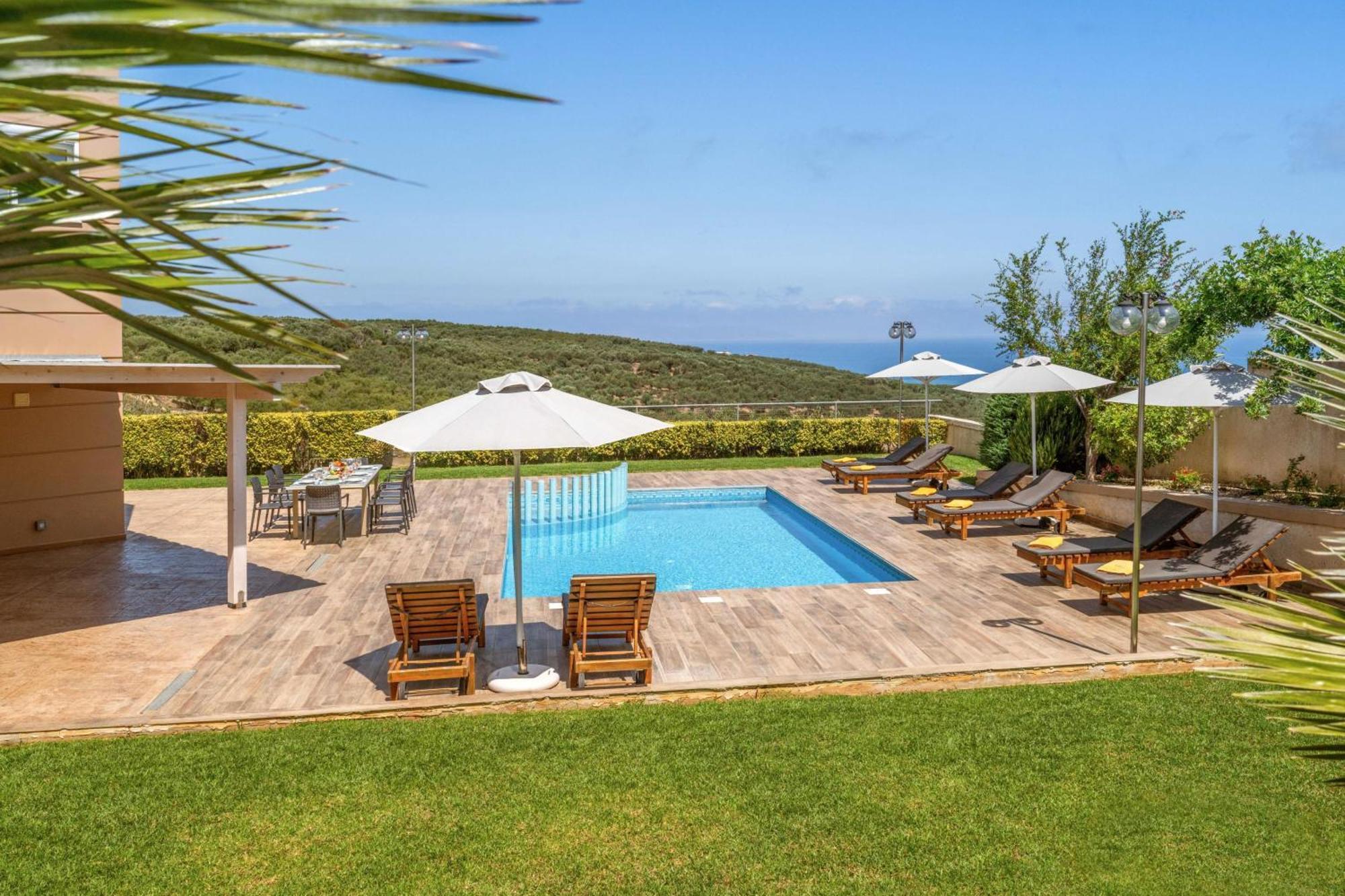 Villa Ariella With Sea View Ajía Marína Kültér fotó